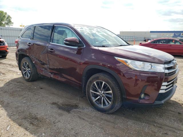 Photo 4 from auction – 2017 TOYOTA HIGHLANDER with VIN 5TDJZRFH6HS483711
