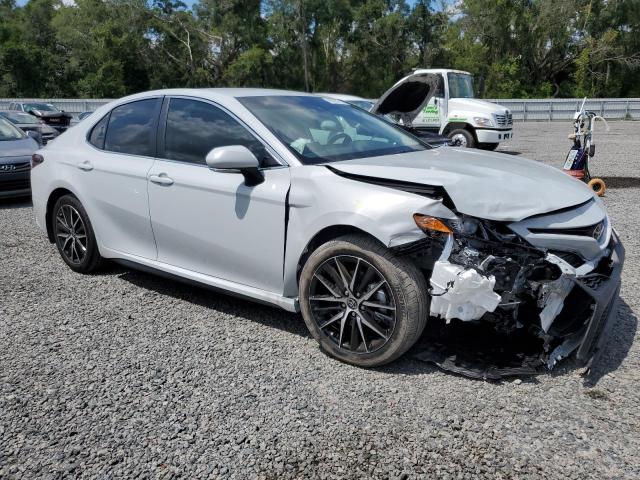 Photo 4 from auction – 2024 TOYOTA CAMRY with VIN 4T1T11AK1RU190800