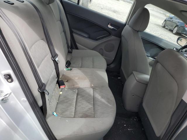 Снимка 10 от търг – 2014 KIA FORTE LX с VIN KNAFK4A63E5095286