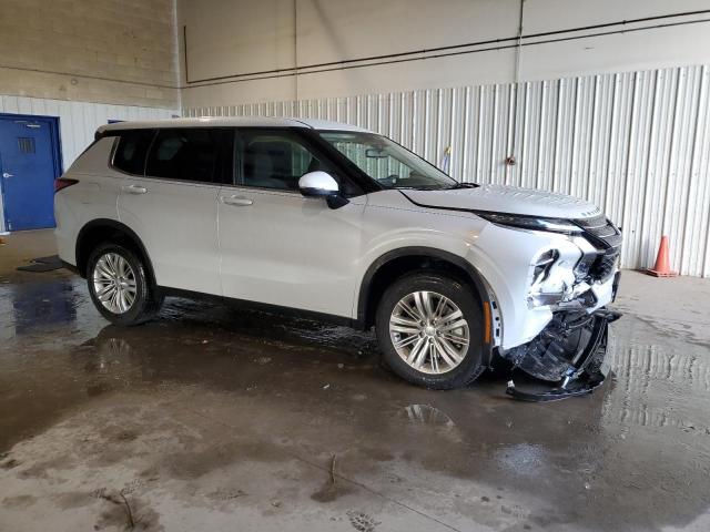 Photo 4 from auction – 2023 MITSUBISHI OUTLANDER with VIN JA4J4TA89PZ045095