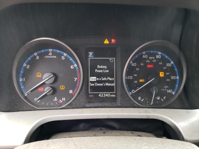 Photo 9 from auction – 2018 TOYOTA RAV4 LE with VIN 2T3BFREV3JW848547