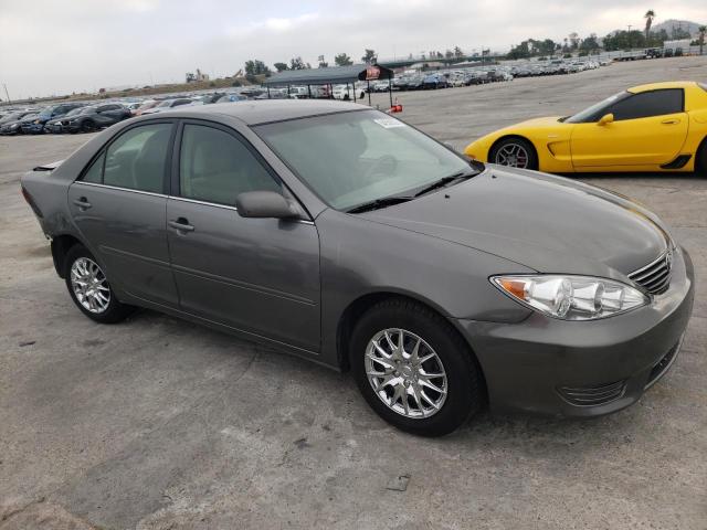 Photo 4 from auction – 2005 TOYOTA CAMRY LE with VIN 4T1BE32K05U569775
