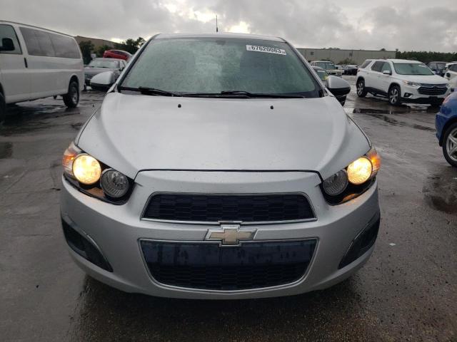 Photo 5 from auction – 2014 CHEVROLET SONIC LT with VIN 1G1JC5SH0E4159721