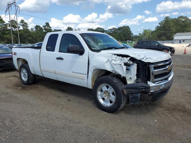 Photo 4 from auction – 2007 CHEVROLET SILVERADO with VIN 1GCEK19JX7Z612701