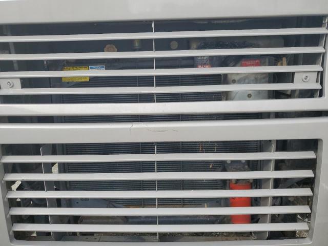 Photo 7 from auction – 2003 WINNEBAGO RV with VIN 4UZAAHBV13CL69070