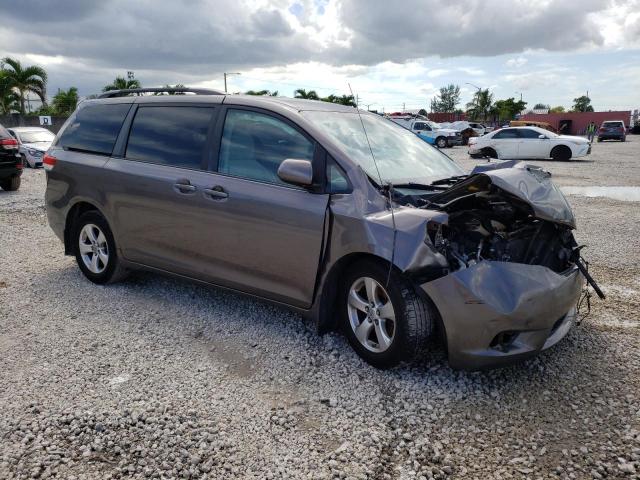 Photo 4 from auction – 2013 TOYOTA SIENNA LE with VIN 5TDKK3DC5DS356360