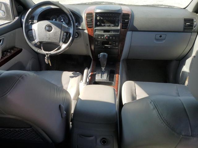 Photo 8 from auction – 2004 KIA SORENTO EX with VIN KNDJC733945304219