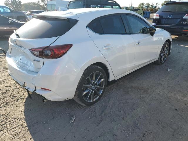 Photo 3 from auction – 2018 MAZDA 3 TOURING with VIN 3MZBN1L38JM255903