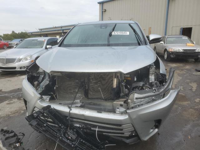 Photo 5 from auction – 2019 TOYOTA HIGHLANDER with VIN 5TDZZRFH7KS326425