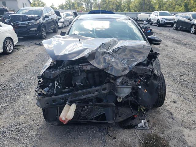 Снимка 5 от търг – 2017 FORD FOCUS SE с VIN 1FADP3F26HL335917
