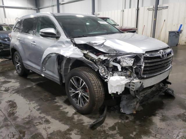 Photo 4 from auction – 2016 TOYOTA HIGHLANDER with VIN 5TDJKRFH8GS338608