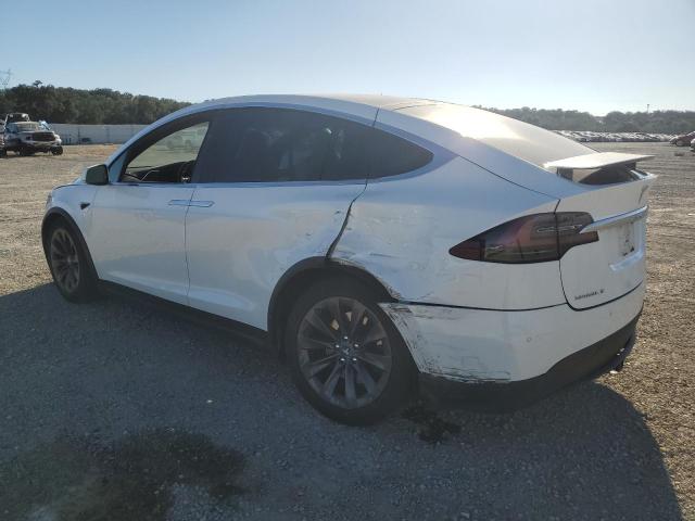Photo 2 from auction – 2017 TESLA MODEL X with VIN 5YJXCBE22HF050407