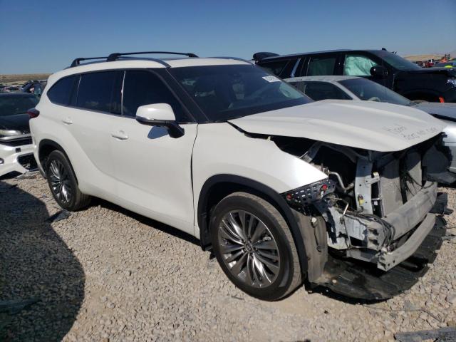 Photo 4 from auction – 2021 TOYOTA HIGHLANDER with VIN 5TDFZRBH5MS133864