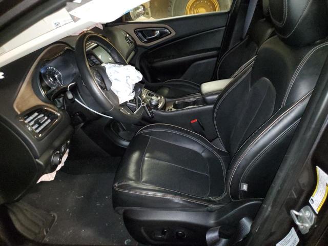 Photo 7 from auction – 2016 CHRYSLER 200 C with VIN 1C3CCCEG7GN100674