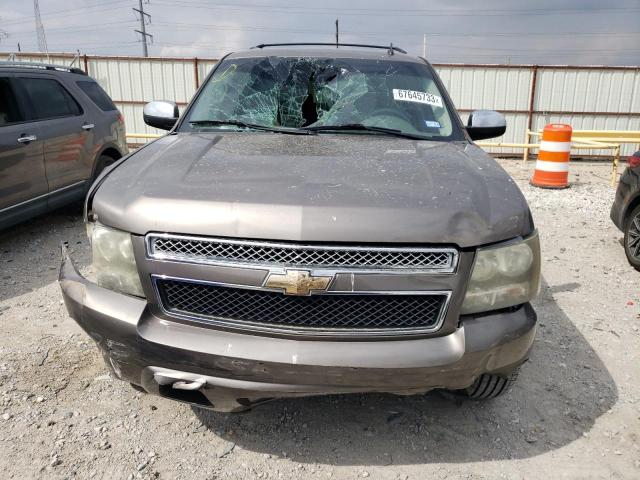 Photo 5 from auction – 2011 CHEVROLET SUBURBAN C with VIN 1GNSCJE08BR119077