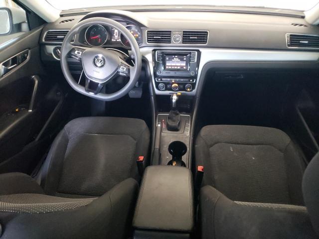 Photo 8 from auction – 2017 VOLKSWAGEN PASSAT S with VIN 1VWAT7A30HC053141