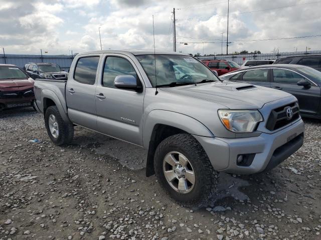 Photo 4 from auction – 2015 TOYOTA TACOMA DOU with VIN 3TMLU4EN6FM168938