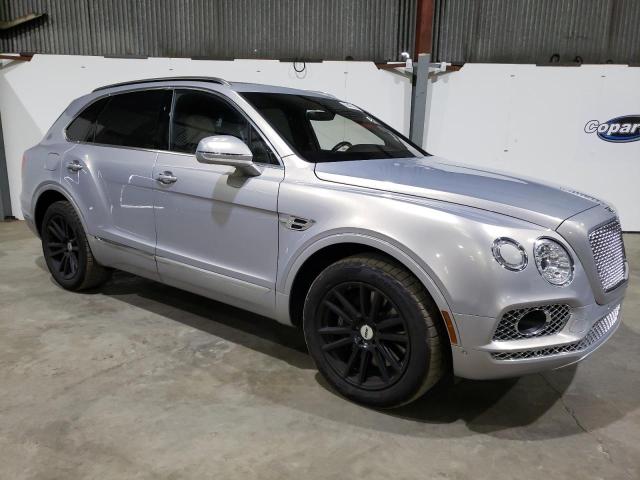 Photo 4 from auction – 2017 BENTLEY BENTAYGA with VIN SJAAC2ZV0HC014028