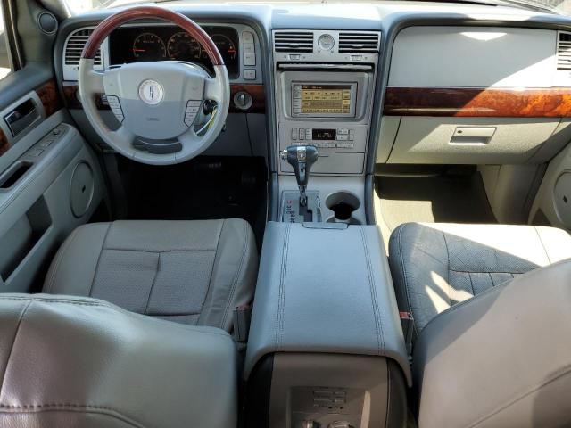 Photo 8 from auction – 2005 LINCOLN NAVIGATOR with VIN 5LMFU28585LJ05202
