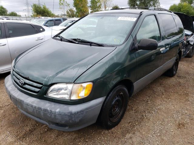TOYOTA SIENNA LE 2001 with VIN 4T3ZF13C01U340148 - Photo from auction