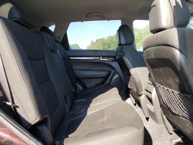 Photo 11 from auction – 2014 KIA SORENTO LX with VIN 5XYKTCA67EG483931