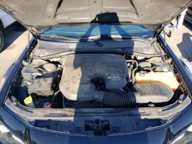 Photo 11 from auction – 2017 CHRYSLER 300 S with VIN 2C3CCAGG3HH591921