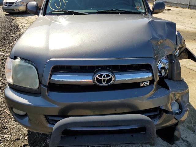 Photo 12 from auction – 2005 TOYOTA SEQUOIA SR with VIN 5TDZT34A95S253079