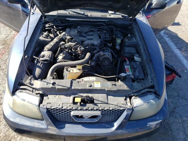 Photo 11 from auction – 2002 FORD MUSTANG with VIN 1FAFP44432F153035