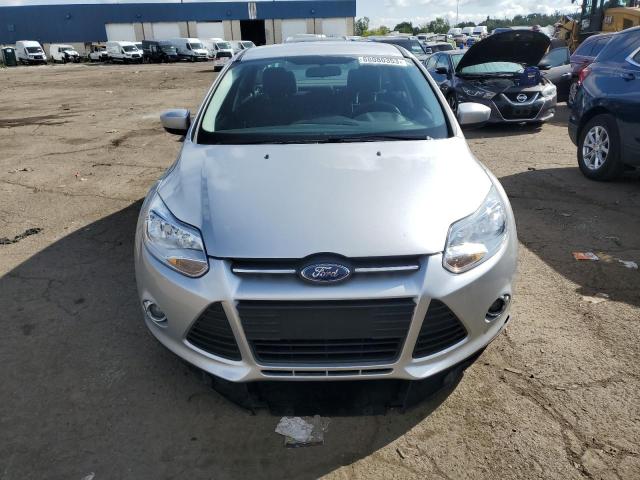 Снимка 5 от търг – 2012 FORD FOCUS SE с VIN 1FAHP3F2XCL119031