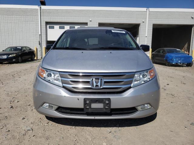 Photo 5 from auction – 2011 HONDA ODYSSEY TO with VIN 5FNRL5H94BB035997