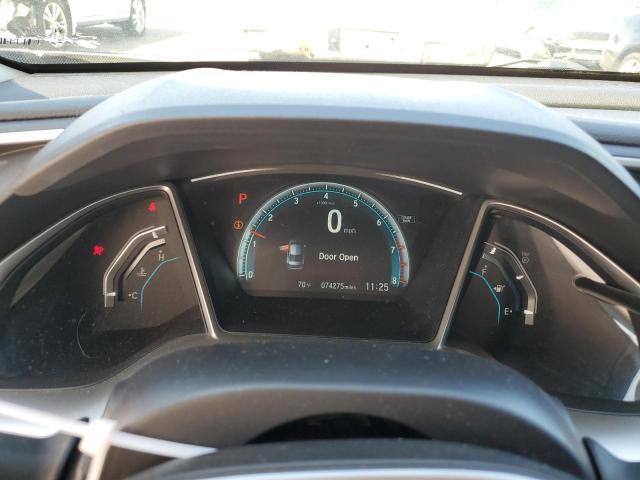 Photo 9 from auction – 2018 HONDA CIVIC EX with VIN 2HGFC2F71JH531627