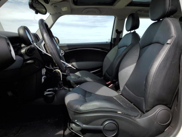 Photo 7 from auction – 2008 MINI COOPER with VIN WMWMF33548TT62090