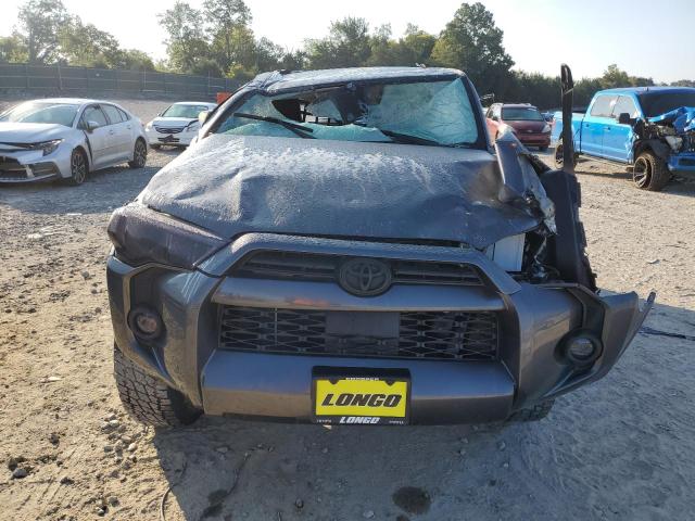 Photo 5 from auction – 2022 TOYOTA 4RUNNER SR with VIN JTENU5JR2N5984584
