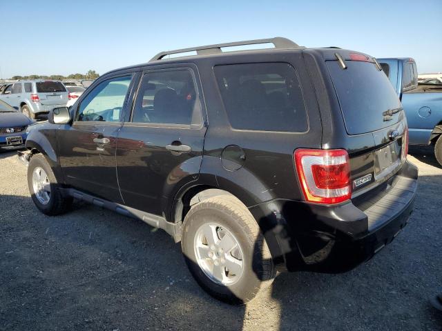 Photo 2 from auction – 2011 FORD ESCAPE XLT with VIN 1FMCU0D75BKB97825