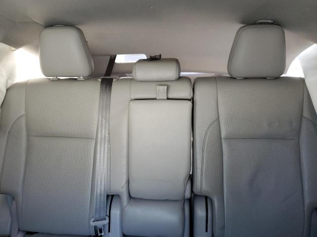 Photo 10 from auction – 2018 TOYOTA HIGHLANDER with VIN 5TDDZRFH3JS813744