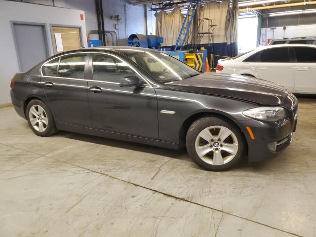 Photo 4 from auction – 2013 BMW 528 XI with VIN WBAXH5C53DD113674