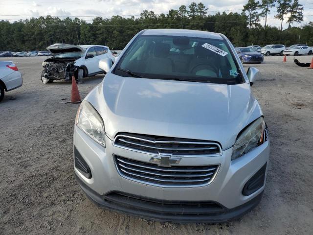 Photo 5 from auction – 2015 CHEVROLET TRAX 1LS with VIN 3GNCJPSBXFL255386