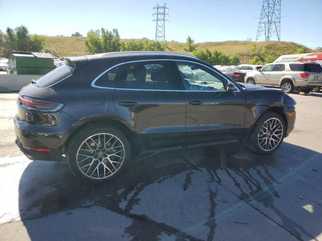 Photo 3 from auction – 2019 PORSCHE MACAN S with VIN WP1AB2A54KLB32344