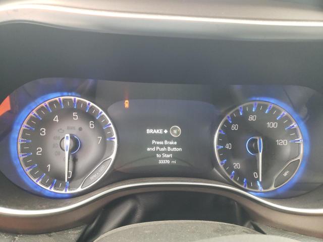 Photo 9 from auction – 2017 CHRYSLER PACIFICA T with VIN 2C4RC1EGXHR782285