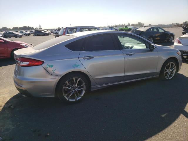 Photo 3 from auction – 2020 FORD FUSION SEL with VIN 3FA6P0CDXLR118037