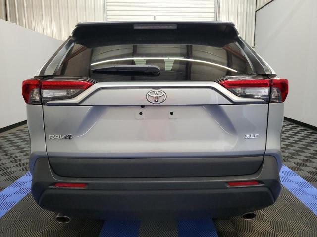 Photo 6 from auction – 2022 TOYOTA RAV4 XLE with VIN 2T3W1RFV7NW202142