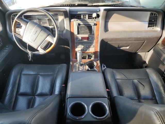 Photo 8 from auction – 2011 LINCOLN NAVIGATOR with VIN 5LMJJ2J56BEJ09617