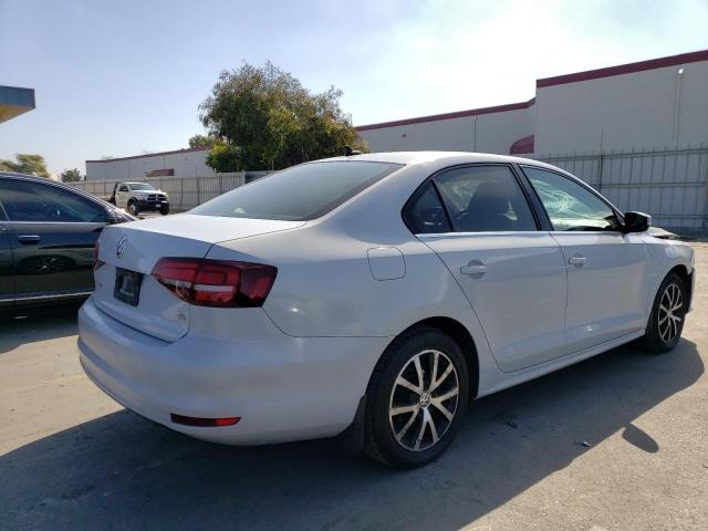 Photo 3 from auction – 2017 VOLKSWAGEN JETTA SE with VIN 3VWDB7AJ5HM397125