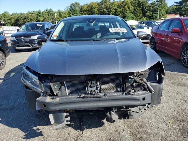 Photo 5 from auction – 2017 VOLKSWAGEN PASSAT SEL with VIN 1VWCT7A32HC084769