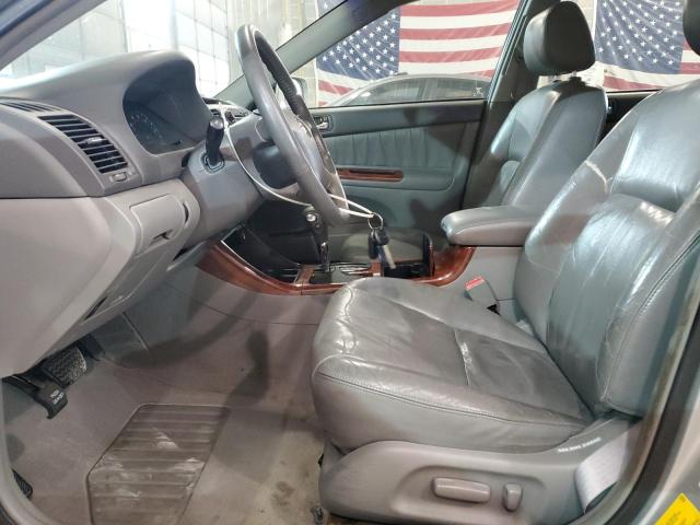 Photo 7 from auction – 2002 TOYOTA CAMRY LE with VIN 4T1BF30K42U525158