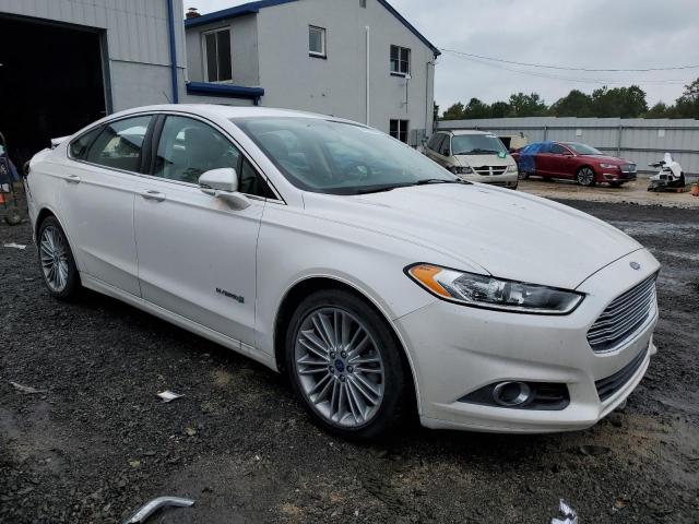 Photo 4 from auction – 2014 FORD FUSION SE with VIN 3FA6P0LU7ER252345
