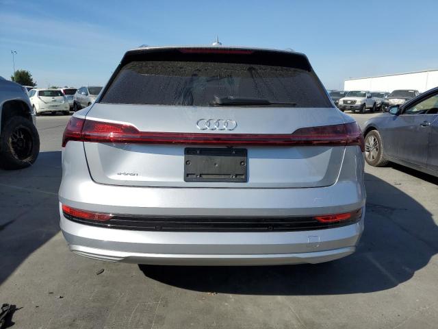 Photo 6 from auction – 2019 AUDI E-TRON PRE with VIN WA1VABGE8KB010826