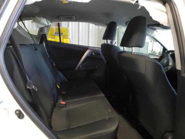 Photo 11 from auction – 2017 TOYOTA RAV4 LE with VIN JTMZFREVXHJ720720