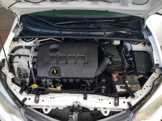 Photo 11 from auction – 2015 TOYOTA COROLLA L with VIN 5YFBURHE2FP211765