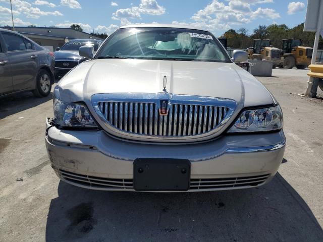Photo 5 from auction – 2003 LINCOLN TOWN CAR E with VIN 1LNHM81W33Y649494